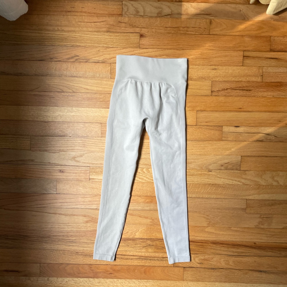 Women's Gray High-Waisted Leggings